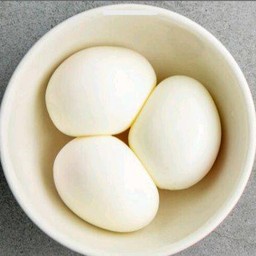 ไข่ลาวา  จ้า