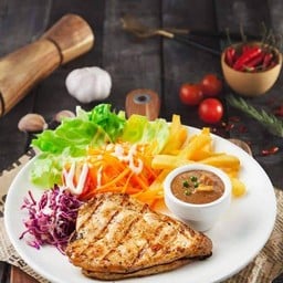 สเต็กอกไก่พริกไทยดำ