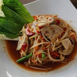 ส้มตำปลาร้าหมูยอ