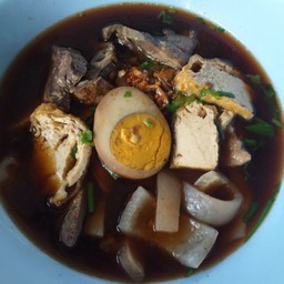 เส้นหมี่ก๋วยจั๊บ