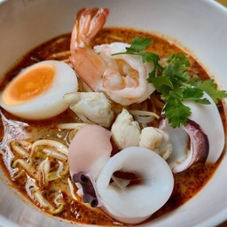 แม่ฉวีบะหมี่ปู