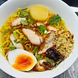 บะหมี่ หมูแดง