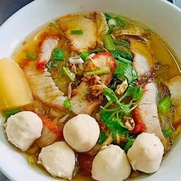 เกาเหลารวมหมู ลูกชิ้น