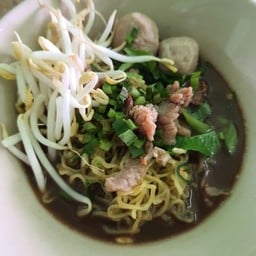 ก๋วยเตี๋ยวหมูนายฮั้งเพ้ง ซ.9