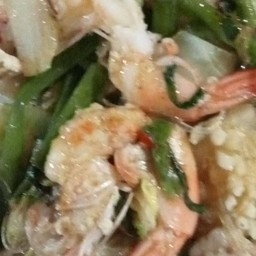 ราดหน้าทะเล