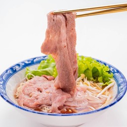 B7 ก๋วยเตี๋ยวเนื้อไทยวากิว