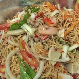 ครัวเพื่อนพั้นซ์ อาหารตามสั่ง