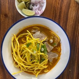 ข้าวซอยหมู