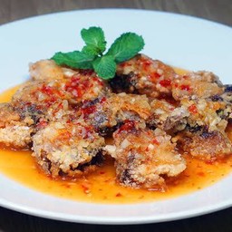 เนื้อปลาราดพริก (กับข้าว)