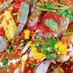 ยำกุ้งสดข้าวโพดมะม่วง