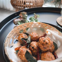 ลาบทอดสมุนไพร