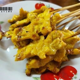 หมูสเต๊ะเฮียป๊อ