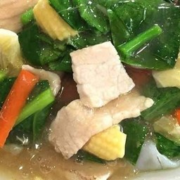 ราดหน้าหมู