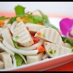 ยำหมูยอ