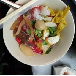 ชุนฮั้วบะหมี่เกี๊ยว(เด็กแว้น)