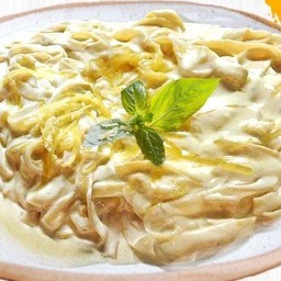 FETTUCCINE ALFREDO