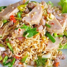 ยำมาม่า