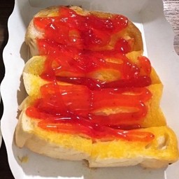 เนย-สตรอว์เบอร์รี่