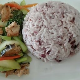 ข้าวราดคะน้าปลาเค็มเจ