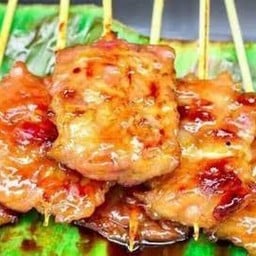 ร้าน วัชรพนธ์ ข้าวนึ่ง