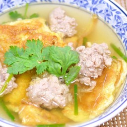 แกงจืดไข่น้ำหมูสับ