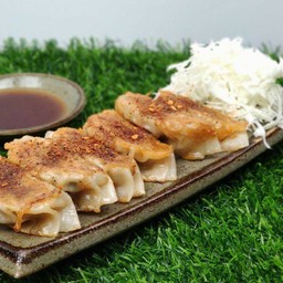 อิตโตะ เกี๊ยวซ่า (EATO GYOZA)