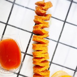 ไส้กรอกเกลียว ( ไก่ )