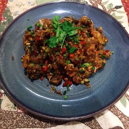 ผัดพริกเกลือ (กับข้าว)