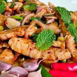 น้ำตกหมู