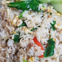 ข้าวผัดปลาเค็ม