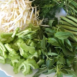 ชุดผัก สำหรับทาน2คน (เฉพาะผัก)