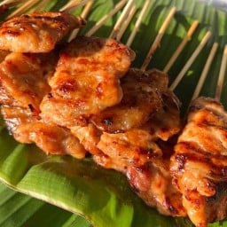 หมูปิ้งแม่น้อย