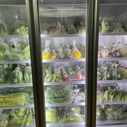 ของว่างทานเล่น หมูปิ้งโบราณ หมึกย่าง สลัดโรล