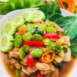 ร้านครัวเอมจัง