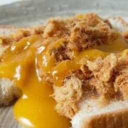 ขนมปังปิ้ง น้ำสลัดสูตรโบราณ หมูหยอง