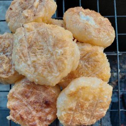 แม่อ๋อย ข้าวจี่