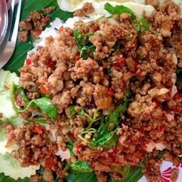 กะเพราเนื้อ