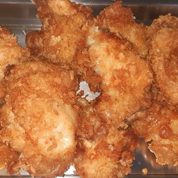 ไก่ทอดช่วงสะโพกทอดกรอบ