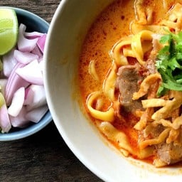 ข้าวซอยเนื้อ