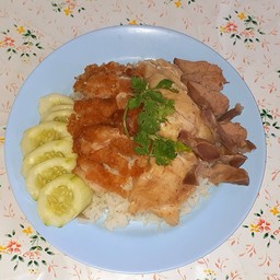 ไก่ต้ม+ ไก่ทอด+เครื่องใน  แบบพิเศษ