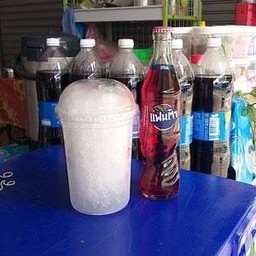น้ำแดง แก้วโอ่ง