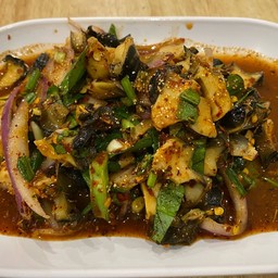 ลาบหอยโข่ง