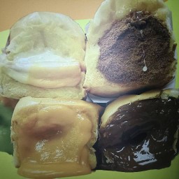 PUNGMAN ขนมปังใส้ไหล