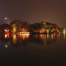 Hoan Kiem Lake