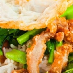 ลุงหมึกอาหารตามสั่งถนนสืบศิริ