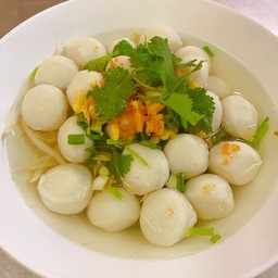 เกาเหลาลูกชิ้นปลา