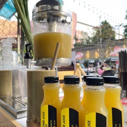 อ้อยคั้นน้ำ by sensei