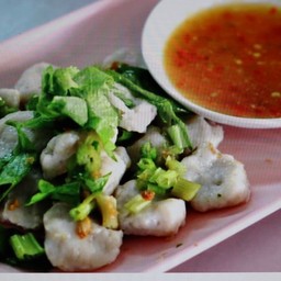 เนื้อปลากรายลวกจิ้ม