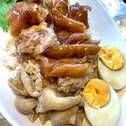 ข้าวคากิ  ไส้  ไข่