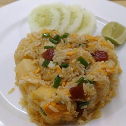 ข้าวผัดสับปะรดกุนเชียง เล็ก